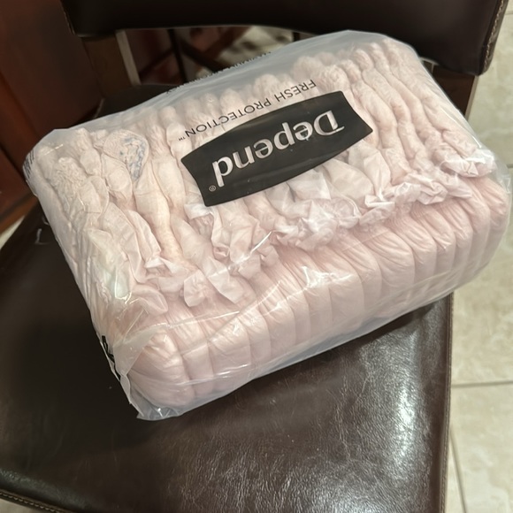 Depends - Picture 3 of 4